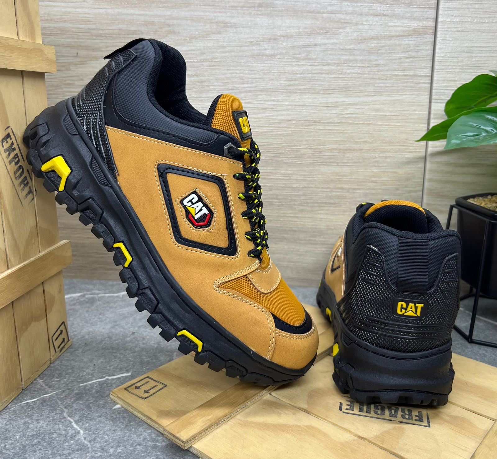 PREMIUM CATERPILLAR TRACTOR